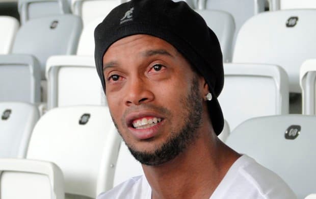 Justiça do Paraguai nega prisão domiciliar para Ronaldinho e irmão