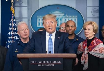 Trump diz que ‘grandes setores' podem sair mais cedo da quarentena nos EUA