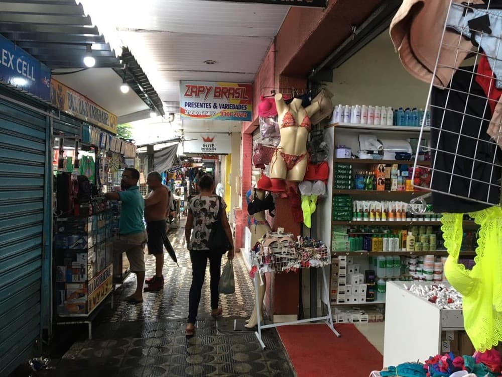 Comércio do Alecrim reabriu nesta segunda com promessa de cumprimento de restrições na prevenção ao coronavírus
