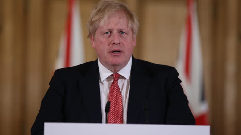 Primeiro-ministro do Reino Unido Boris Johnson deixa a UTI e seguirá tratamento em hospital