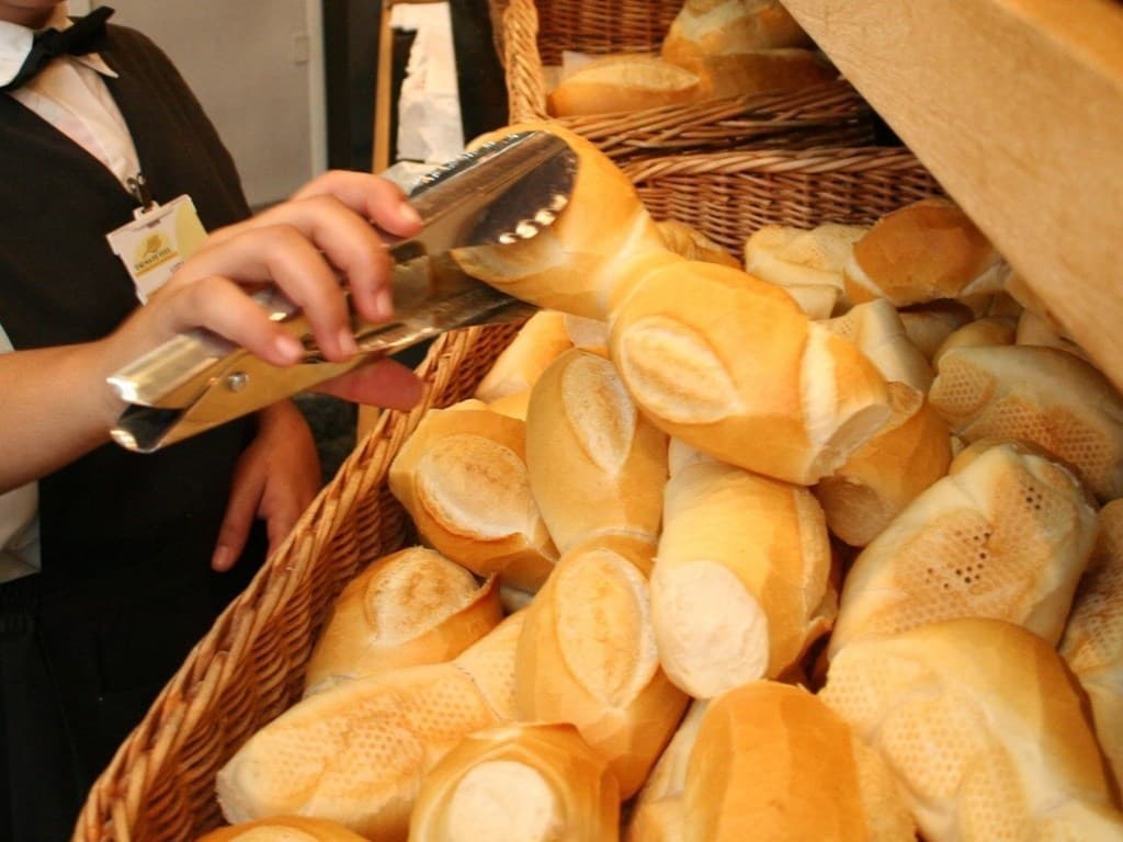 Com novo decreto do Governo do Estado, supermercados e padarias no RN não podem abrir aos domingos e feriados; impacto já vale nesta Sexta-feira Santa