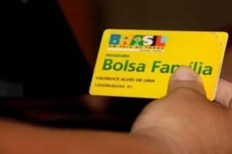 Substituto do Bolsa Família e outros programas sociais, Renda Brasil será de até R$ 300 e chegará a 31 milhões de brasileiros