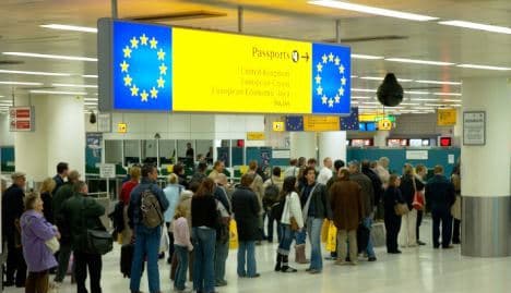 CORONAVÍRUS: Sem controle de surto no país, brasileiros serão impedidos de entrar na União Europeia