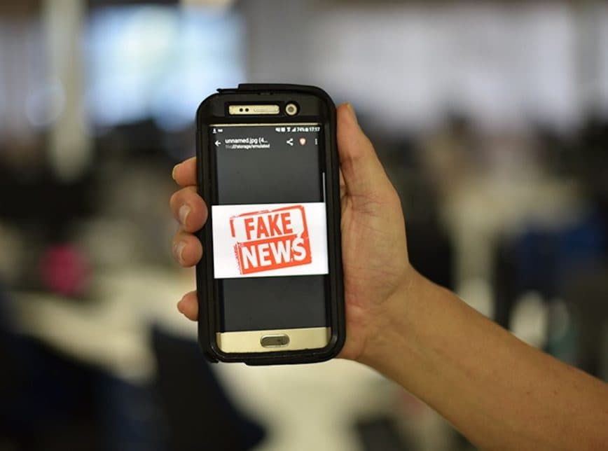 Projeto de lei das fake news prevê rastrear mensagens e exigência de documento para ter rede social