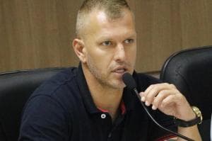Ex-jogador Márcio Alemão, hoje vereador do PT, é preso por tráfico de drogas no RS