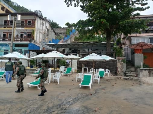 Comerciantes são autuados em Ponta Negra por descumprimento de decreto de isolamento social