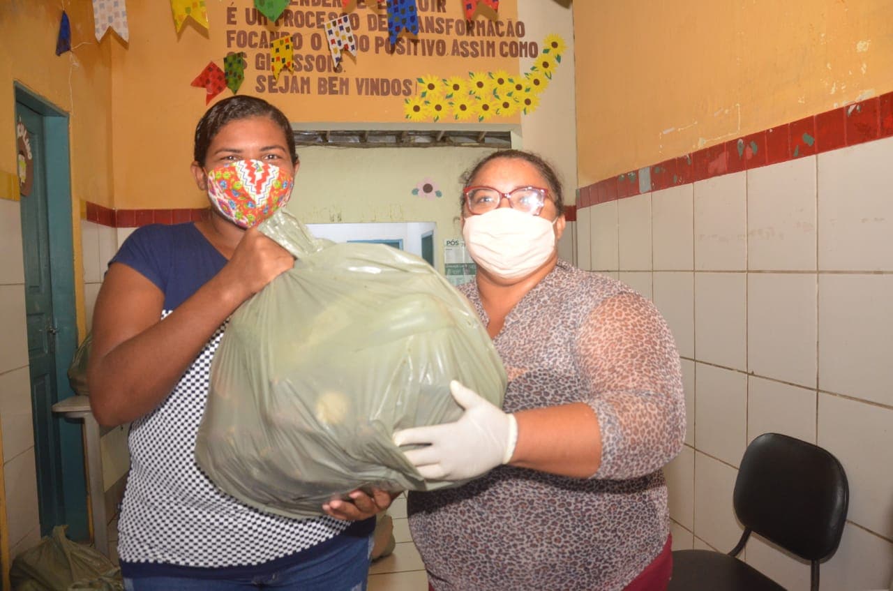 Prefeitura de São Gonçalo do Amarante distribui 10 mil kg de frutas e verduras às famílias em vulnerabilidade social