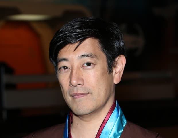 Ator e apresentador do ‘Caçadores de Mitos', Grant Imahara morre aos 49 anos