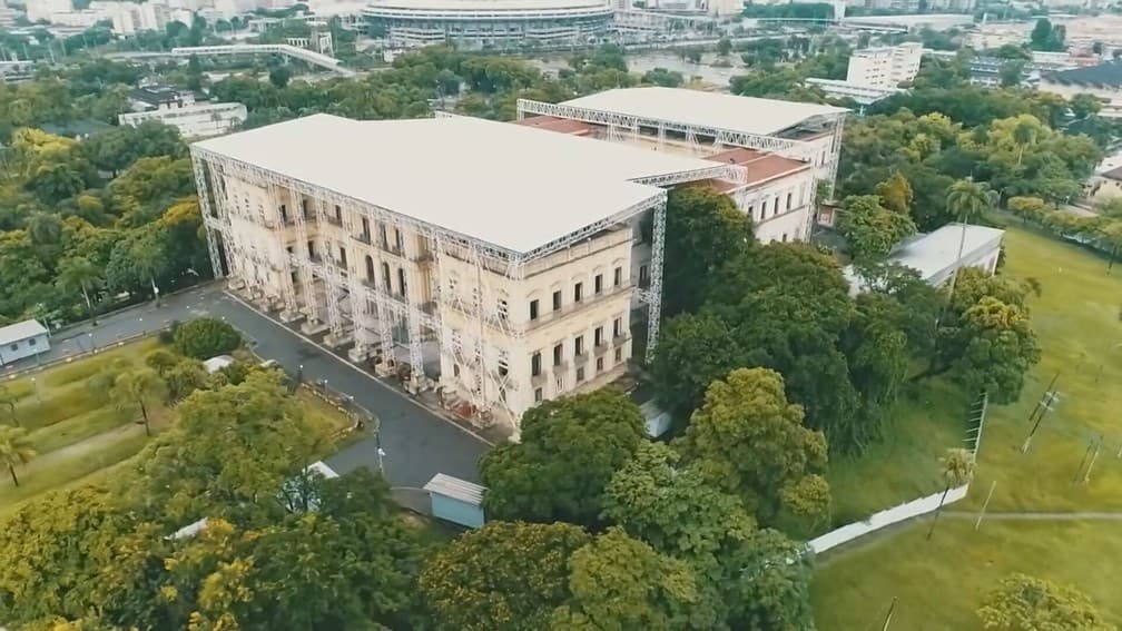 PF conclui inquérito e descarta omissão de gestores em incêndio no Museu Nacional no Rio