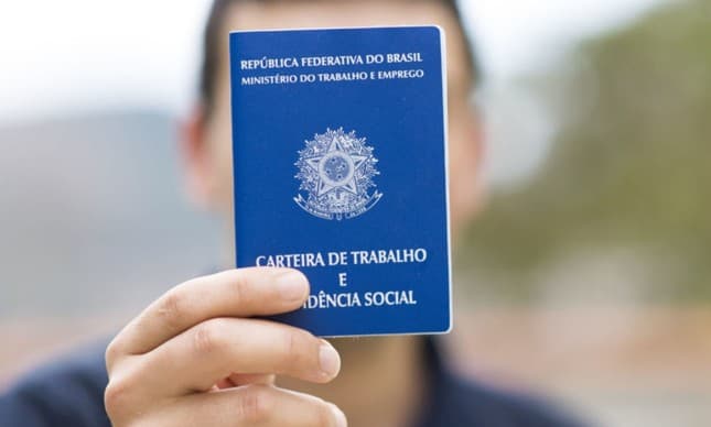 Governo passa a permitir que empresas recontratem funcionários demitidos há menos de 90 dias