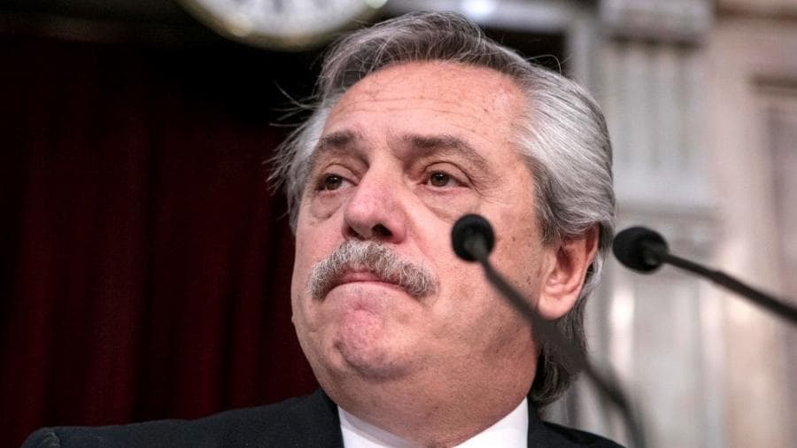 Argentina congela tarifas de celular, internet e TV por assinatura e regula futuros aumentos