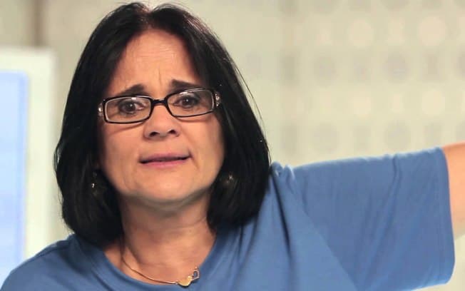 Damares Alves quer vetar filme da Netflix acusado de sexualizar crianças