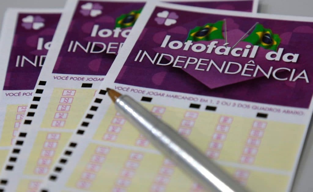 Aposta feita em Natal está entre os 50 bilhetes premiados do sorteio de R$ 125 milhões da Lotofácil da Independência