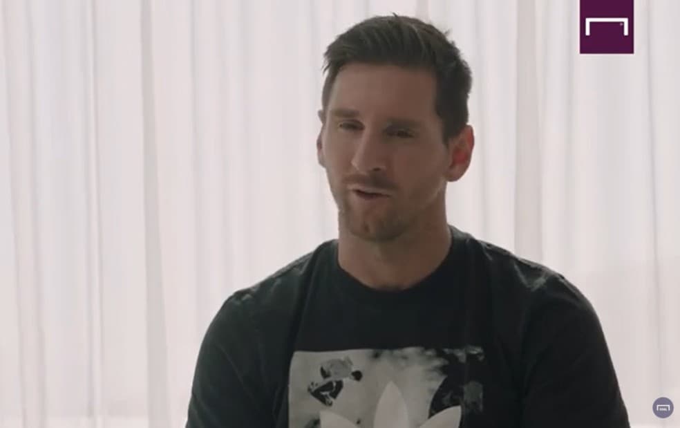 MAS VAI FICAR NA MARRA: Após tentar rescisão, Messi anuncia que fica no Barcelona: "Nunca iria à Justiça contra o clube que amo"