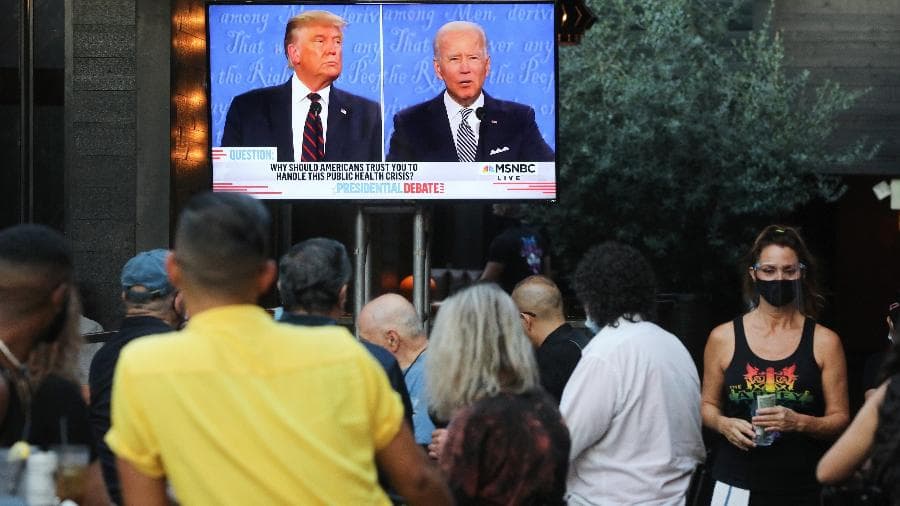 Vantagem de Biden sobre Trump chega a 14 pontos, diz pesquisa