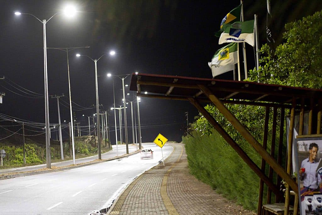 Segunda etapa da nova iluminação de LED da Via Costeira é acesa
