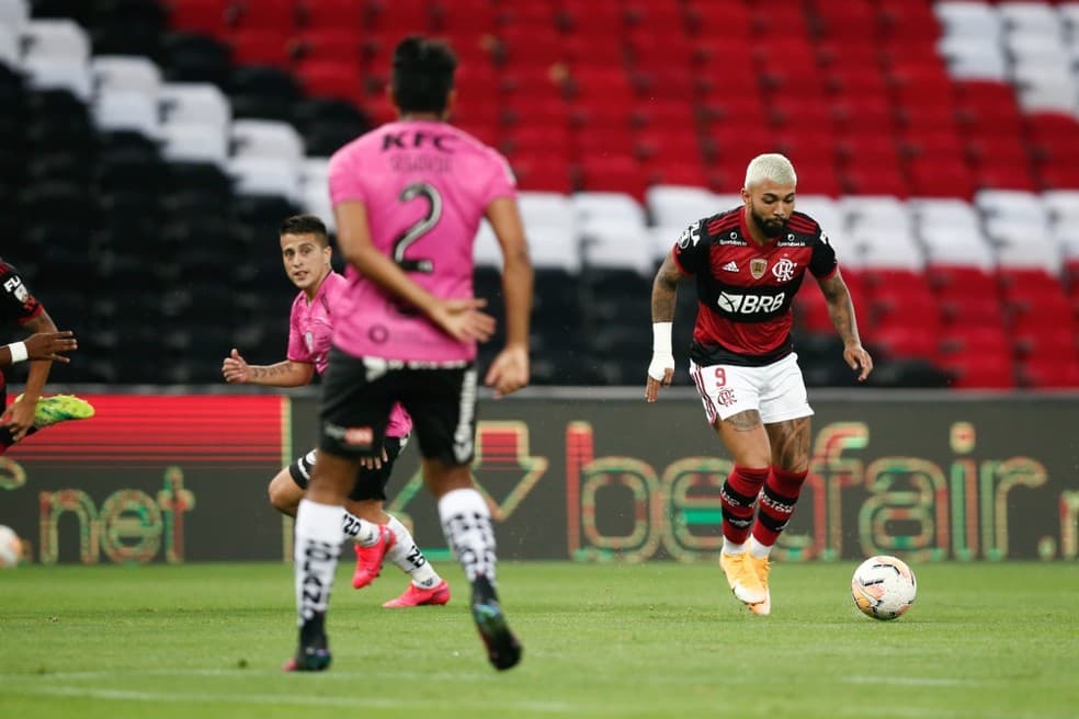 FLAMENGO: Exame aponta lesão nos ligamentos do tornozelo direito de Gabigol