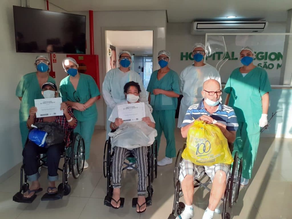 Brasil registra 4.248.574 pacientes curados do coronavírus