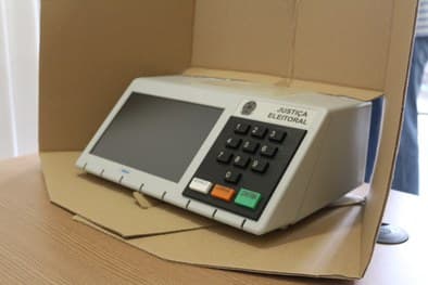 TRE-RN realiza neste sábado sorteio de urnas eletrônicas para auditoria