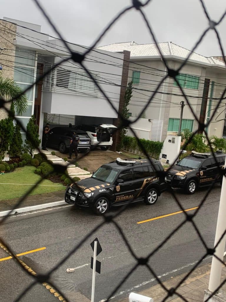 Operação contra tráfico internacional de drogas tem prisão em Natal e busca e apreensão em condomínio de luxo na região metropolitana