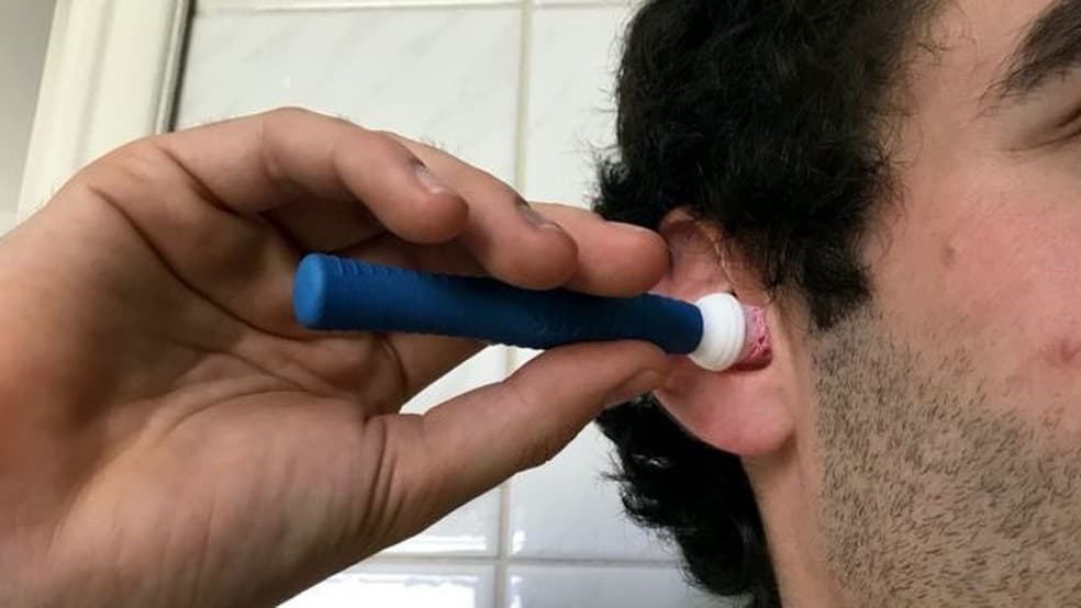 Novo exame de cera de ouvido pode revelar níveis de estresse