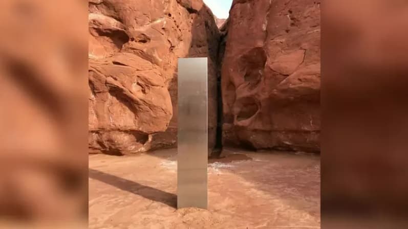 FOTOS: Peça de metal misteriosa é achada no deserto nos EUA