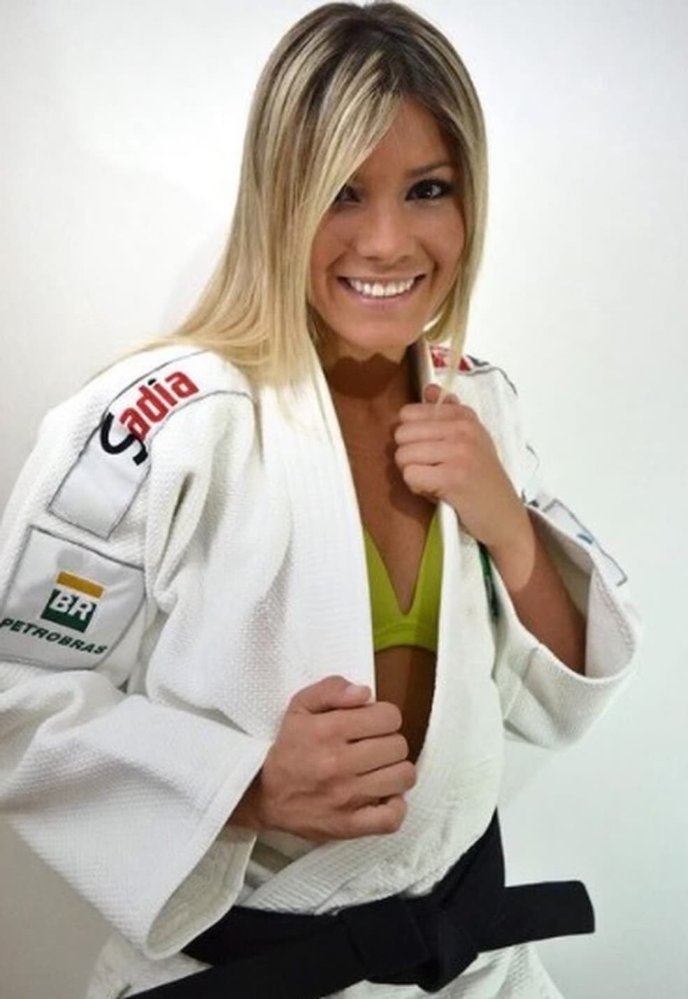 (FOTOS) - Nova Ronda? Conheça a musa brasileira estreante do UFC que é ex-judoca