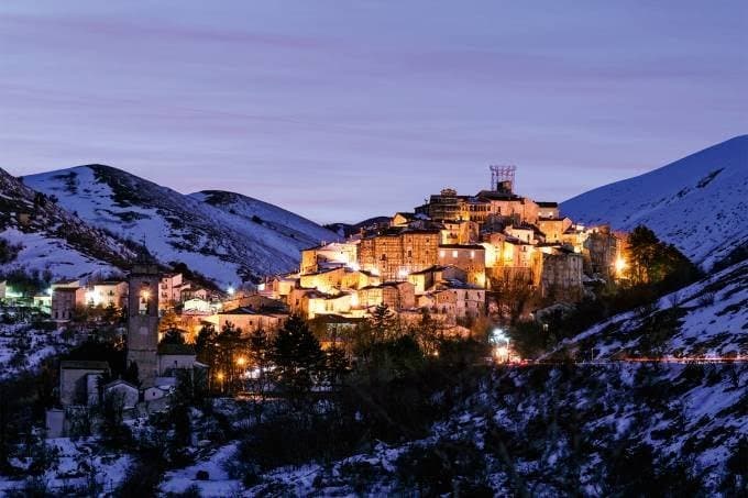 FOTOS: Para não sumirem do mapa, cidades italianas pagam para ter novos moradores - inclusive estrangeiros