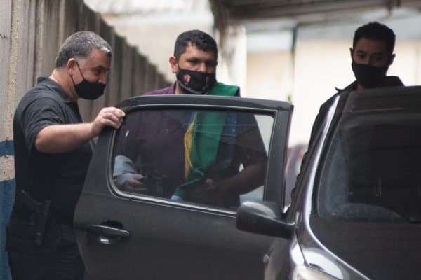 Polícia vai investigar acidente que levou o jornalista Oswaldo Eustáquio para o hospital