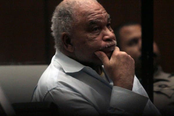 Serial killer com maior número de vítimas dos EUA morre aos 80 anos