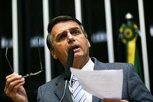 Bolsonaro sanciona lei que altera crime de denunciação caluniosa