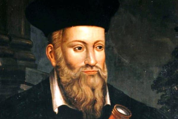 Previsões de Nostradamus para 2021 têm asteroide e zumbis