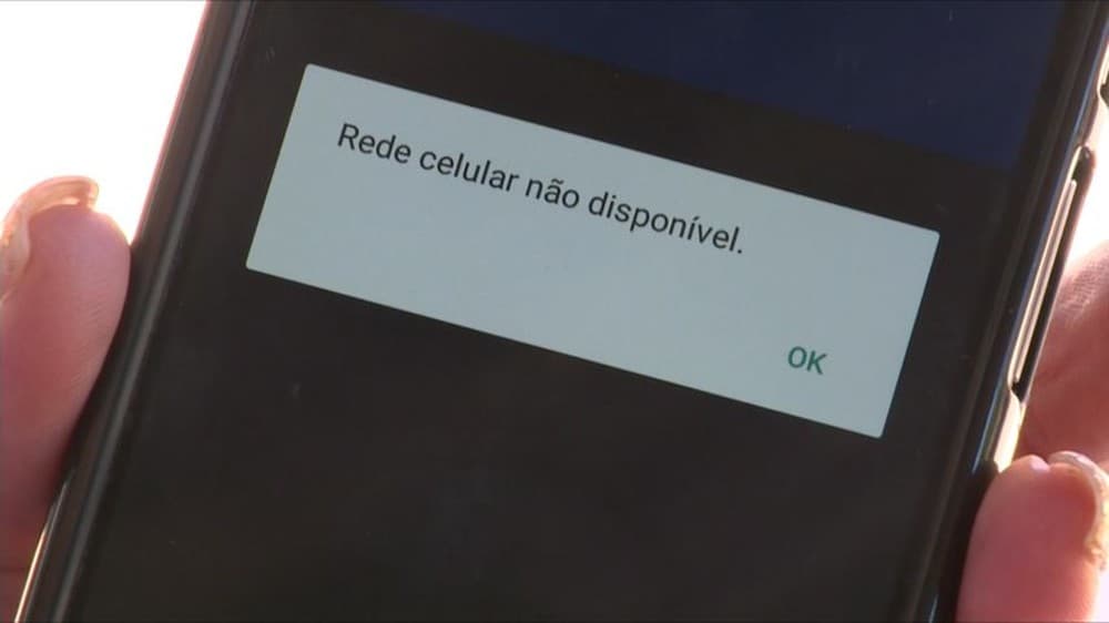 Vivo e TIM ficam fora do ar em várias cidades do país nesta quinta (17) e clientes reclamam