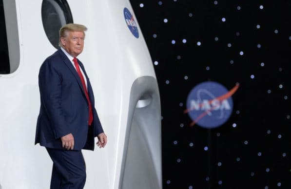 Ex-chefe de segurança espacial de Israel diz que ETs existem e Trump sabe disso: "Há um acordo entre o governo dos EUA e os alienígenas"