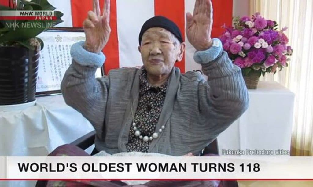 Mulher mais idosa do mundo comemora aniversário de 118 anos