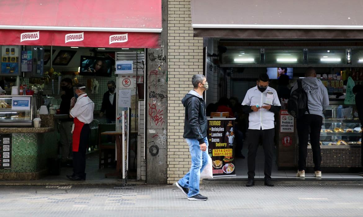 Governo federal prorroga até 26 de fevereiro prazo para pagamento de tributos do Simples Nacional