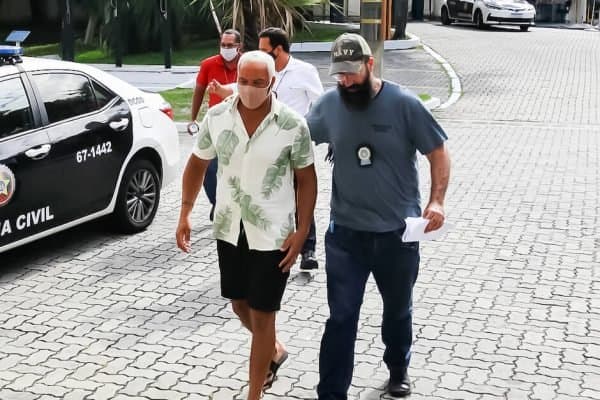 Belo foi contratado por R$ 65 mil para fazer show durante a pandemia; cantor já foi solto