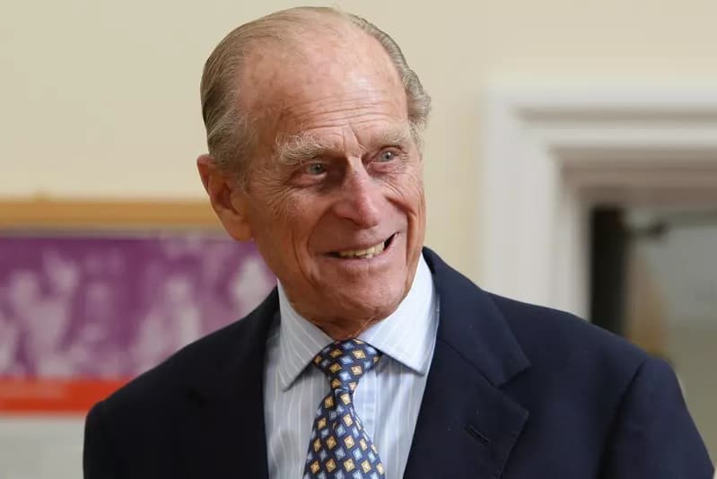 Aos 99 anos, príncipe Philip é internado em Londres após sentir-se mal