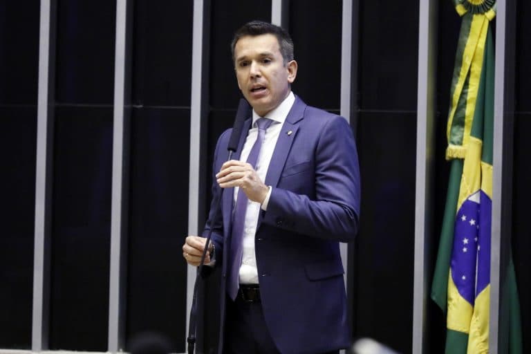 Proposta na Câmara dos Deputados cria plano para setor de eventos para que empresas superem perdas econômicas em razão da pandemia