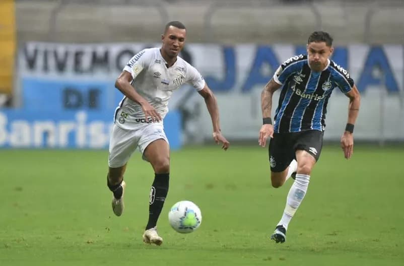 Narrador gaúcho chama atacante Lucas Braga de ‘crioulinho'; Santos repudia fala