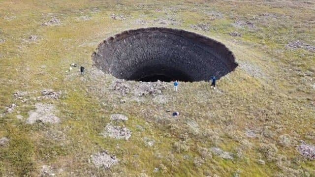 Cientistas desvendam mistério das imensas crateras da Sibéria