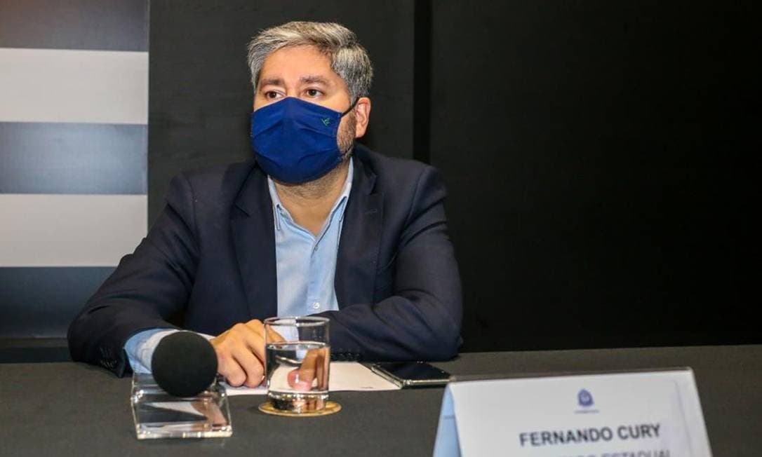 Deputado acusado de assédio sexual se defende em depoimento e cita ‘gesto de gentileza' porque ia interromper conversa