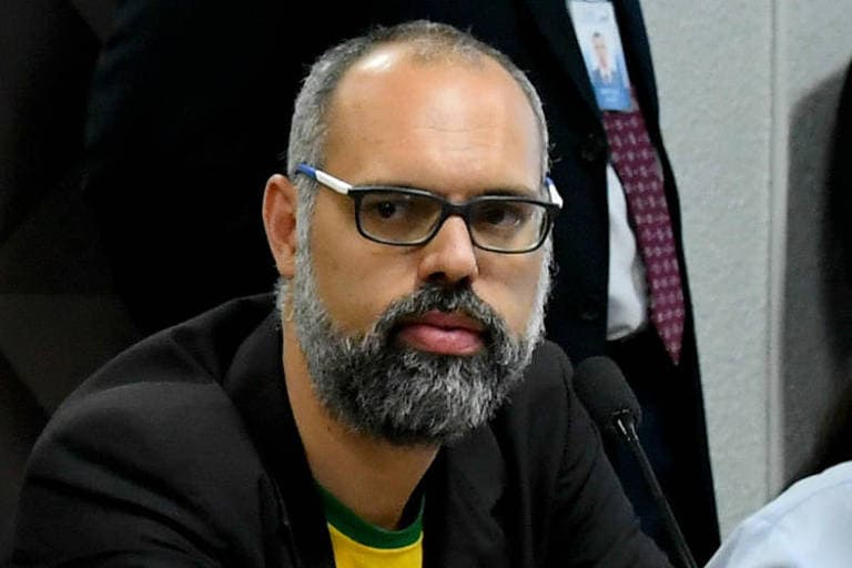 Justiça determina que YouTube libere canal Terça Livre