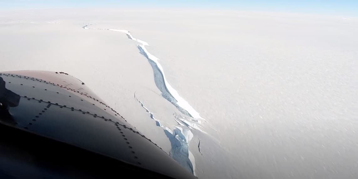 FOTOS: Iceberg maior que o Rio de Janeiro se solta de plataforma na Antártida