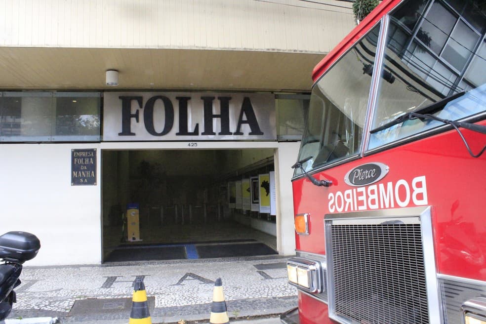Incêndio atinge prédio do jornal ‘Folha de S.Paulo', no Centro de SP