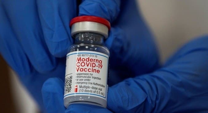 Ministério da Saúde negocia 63 milhões de doses de vacina da Moderna