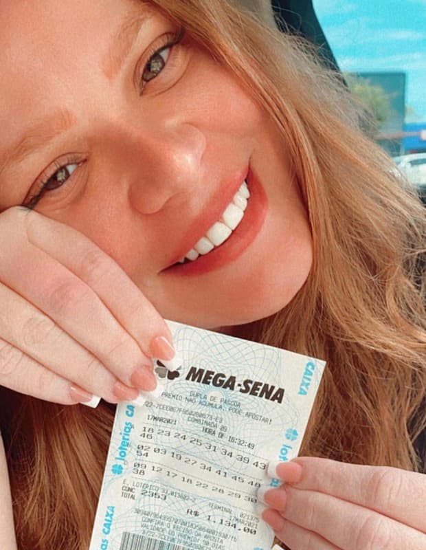 FOTOS: Ex-BBB Paulinha Leitte diz ter ganhado pela 47ª vez na loteria