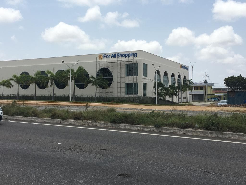 Shopping For All em Parnamirim é vendido