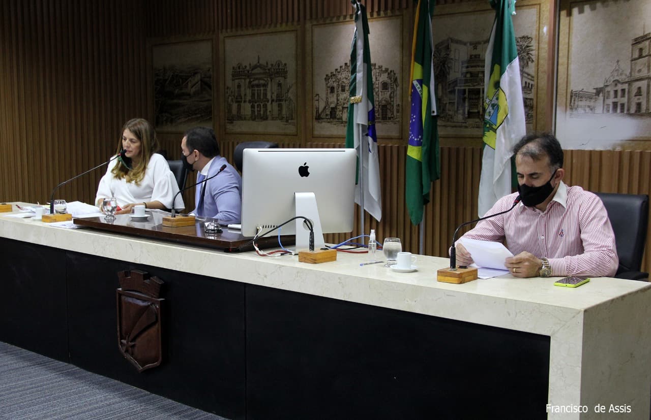 Comissão da Câmara Municipal de Natal aprova projeto que torna bares e restaurantes atividades essenciais