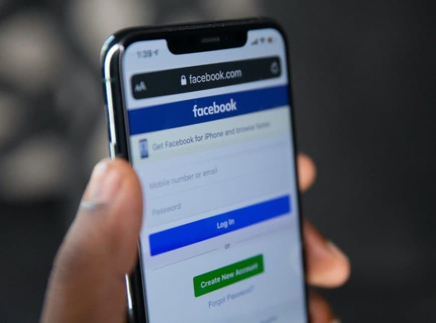 Dados pessoais de 8 milhões de usuários brasileiros do Facebook foram vazados na internet